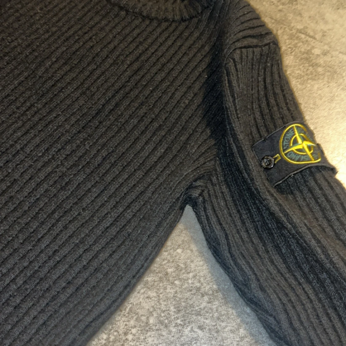 Svart Stone Island Tröja