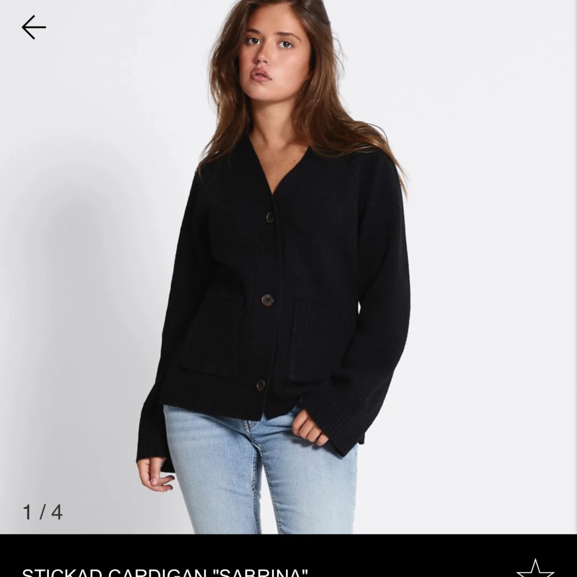 Svart stickad kofta med knappar - 3