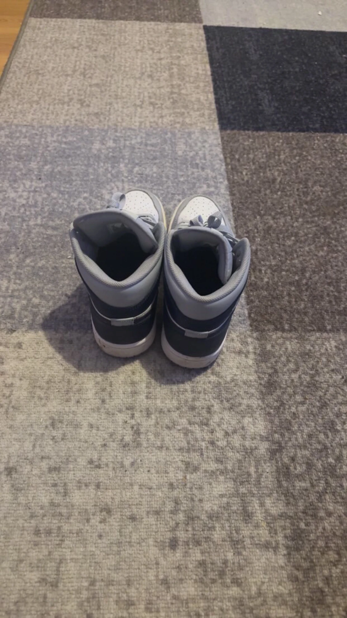 Nike Air Jordan 1 Mid grå/vit - 1