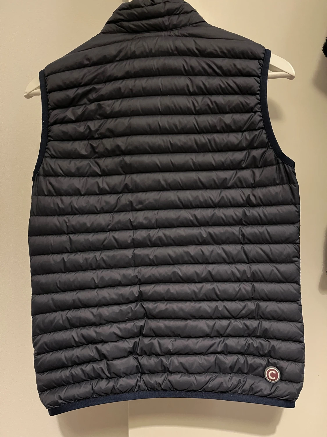 Mörkblå dunväst från Colmar - 1