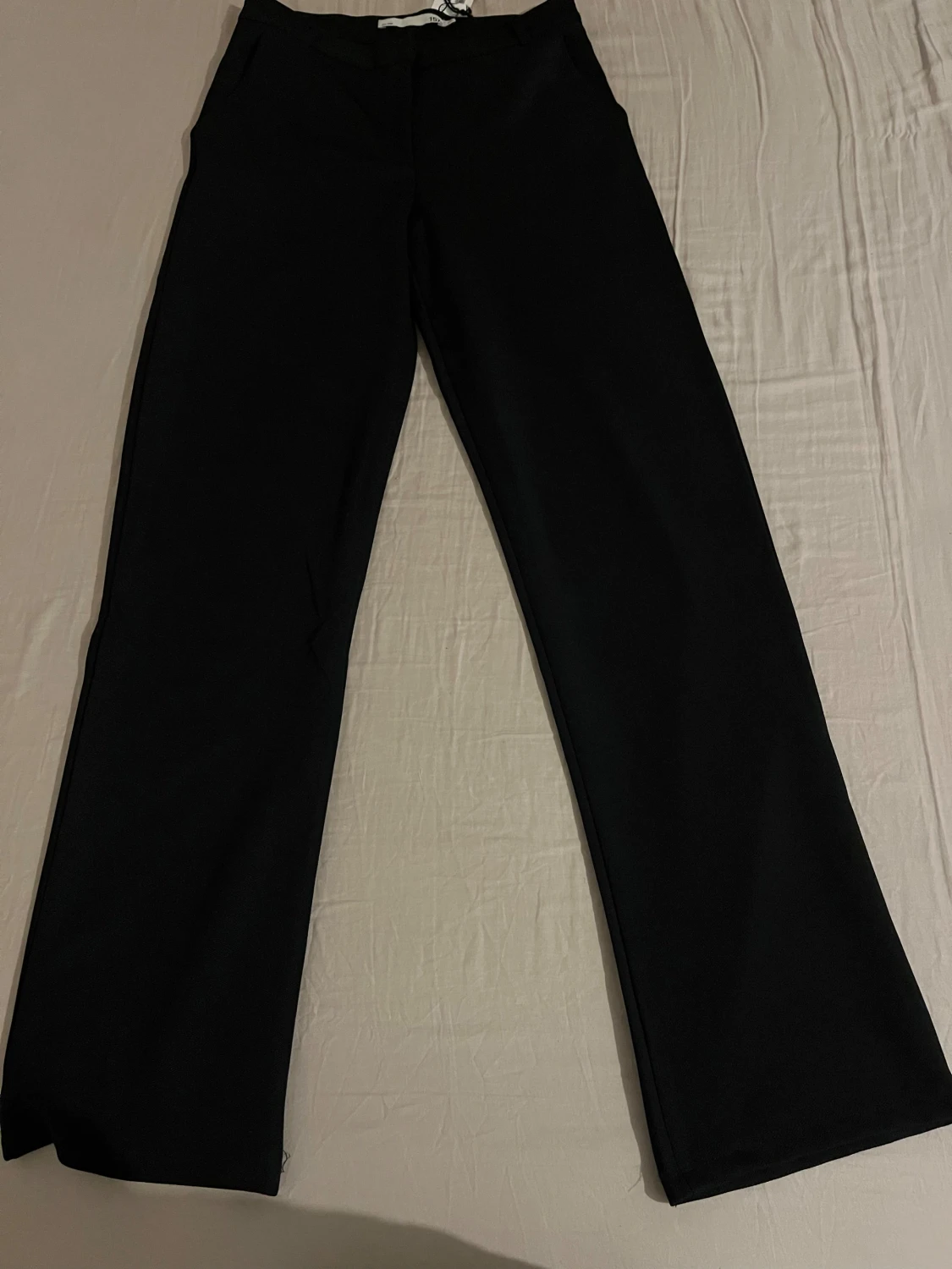 Svarta kostymbyxor från 157 XS