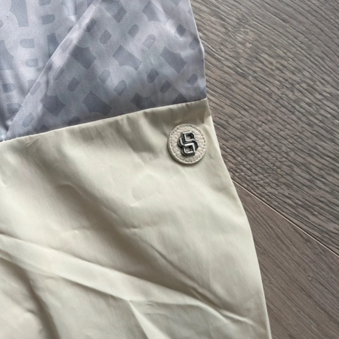 Beige vindjacka från BOSS - 2