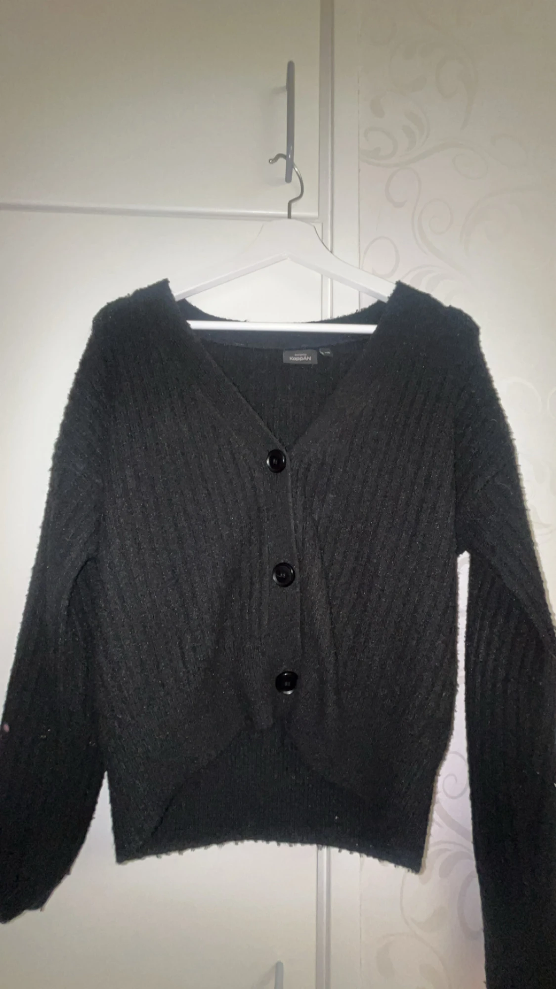 Svart ribbad kofta från KappAhl XS