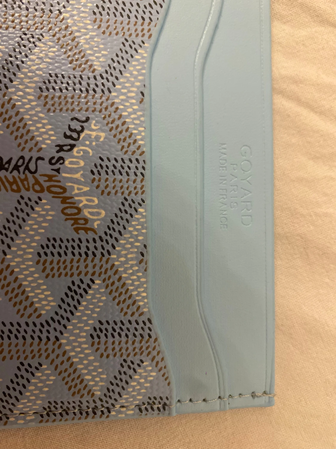 Ljusblå plånbok  - 1