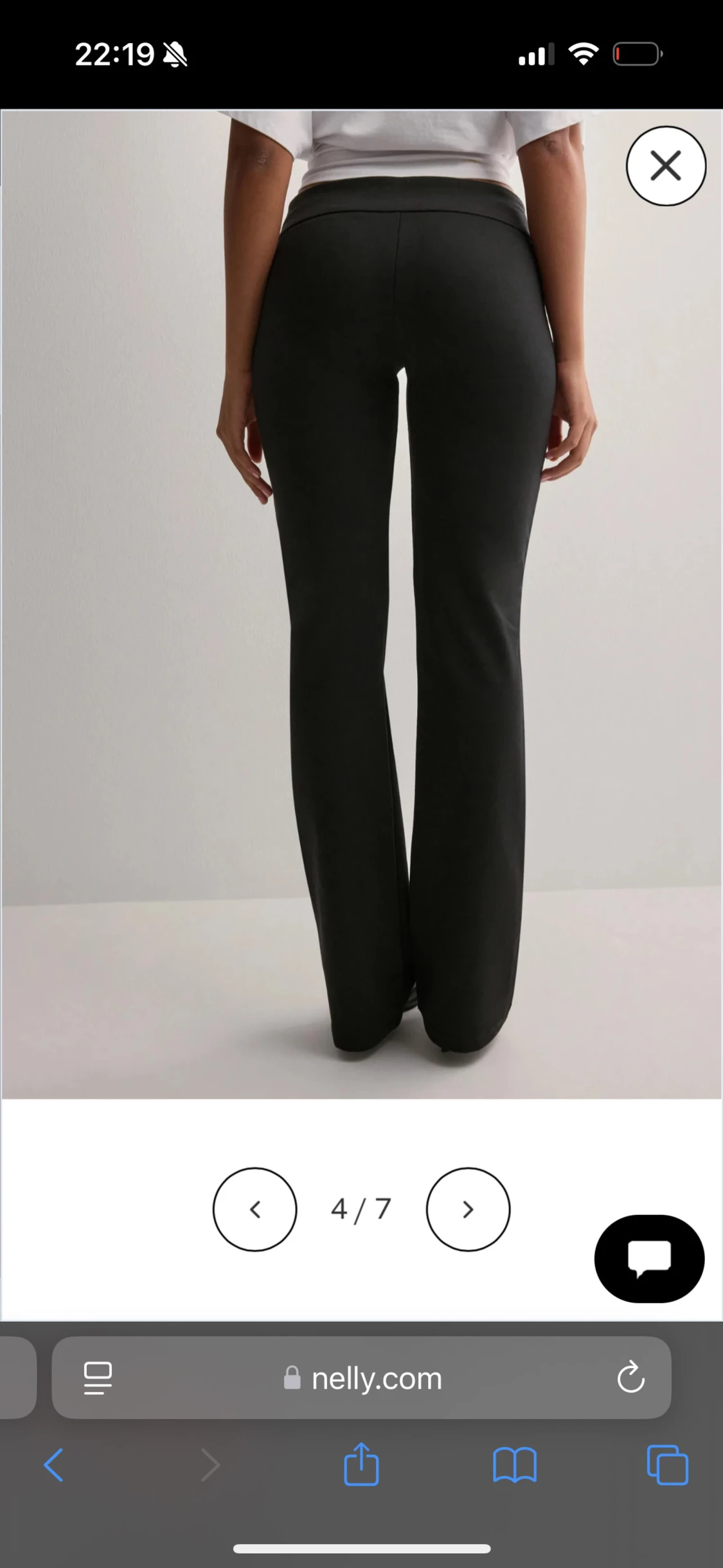 Svarta bootcut byxor med låg midja - 1