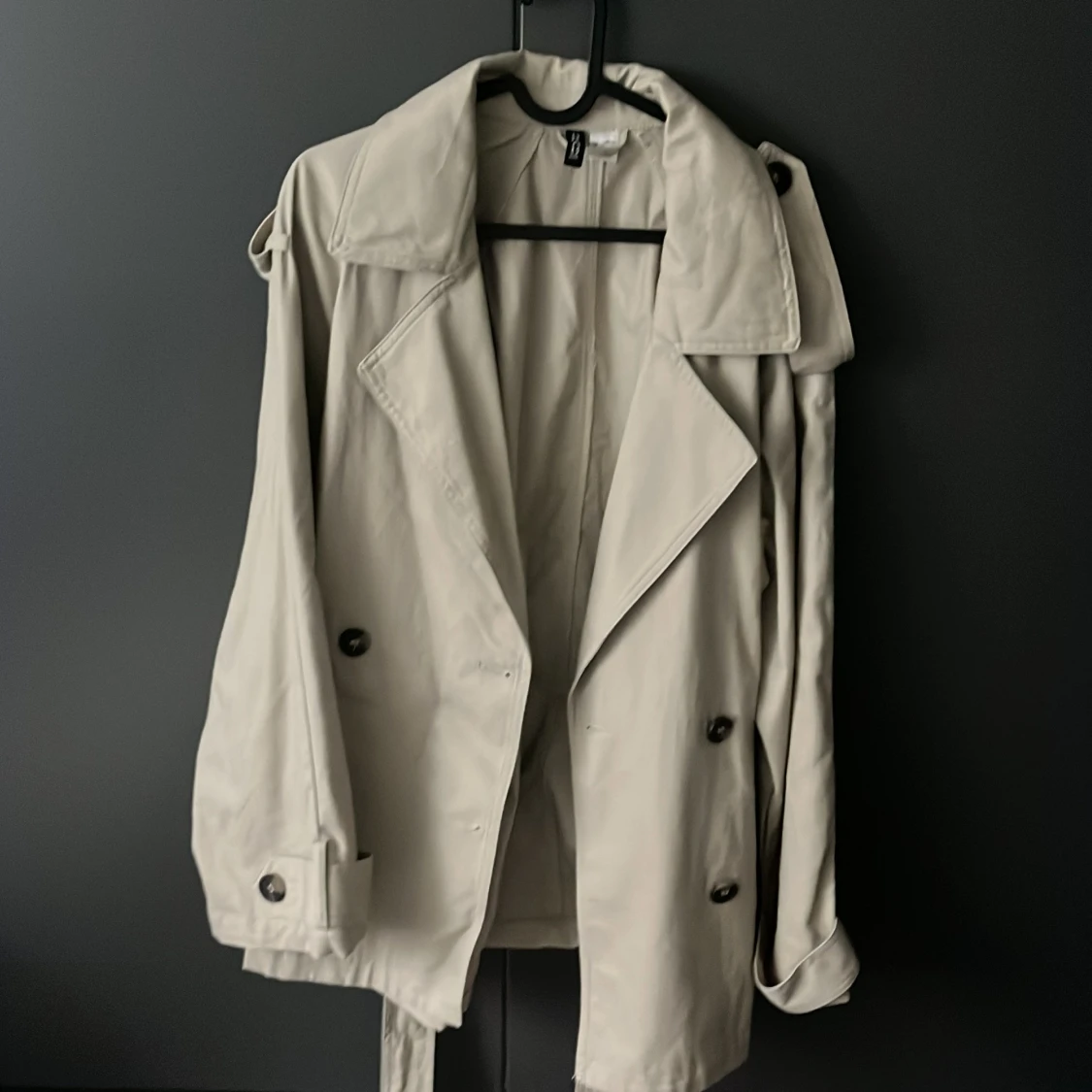 Beige trenchcoat från hm