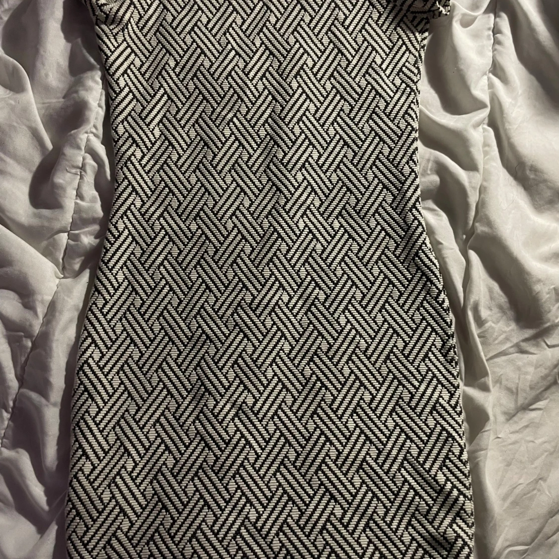 Mönstrad kortklänning från Mango - 2