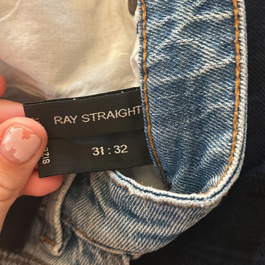 NEUW Ray Straight ljusblå jeans 31/32 - 2