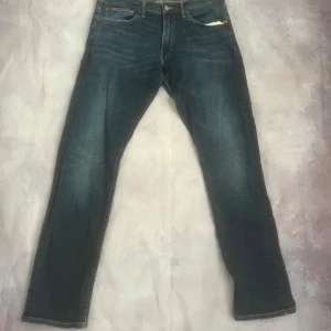 Ralph lauren jeans - Tja! Säljer dessa as snygga Ralph lauren jeans, inga defekter och dom är som nya nypris 1800 mitt pris 199 hör av dig vid frågor och funderingar!