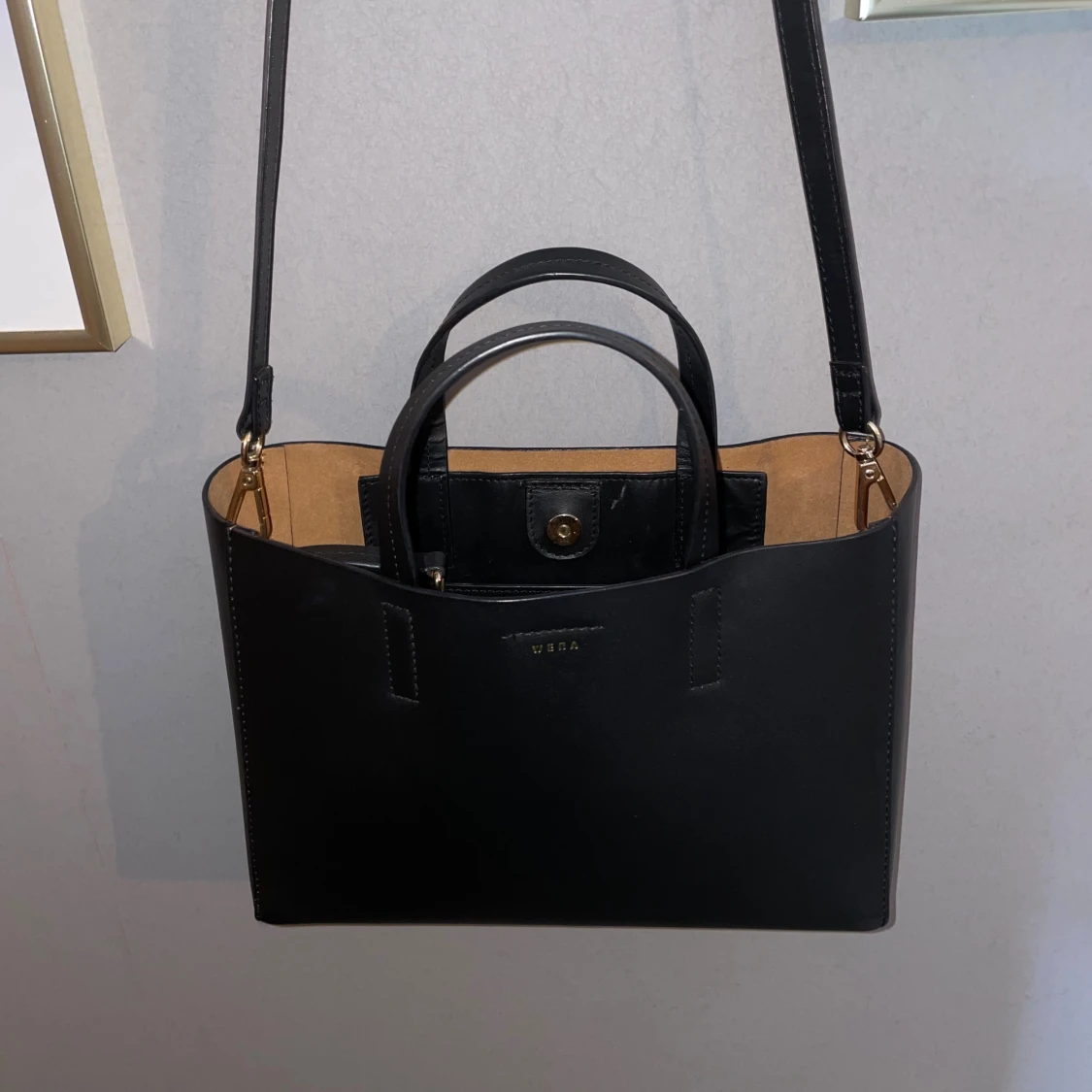 Svart toteväska i skinn från Wera - 1