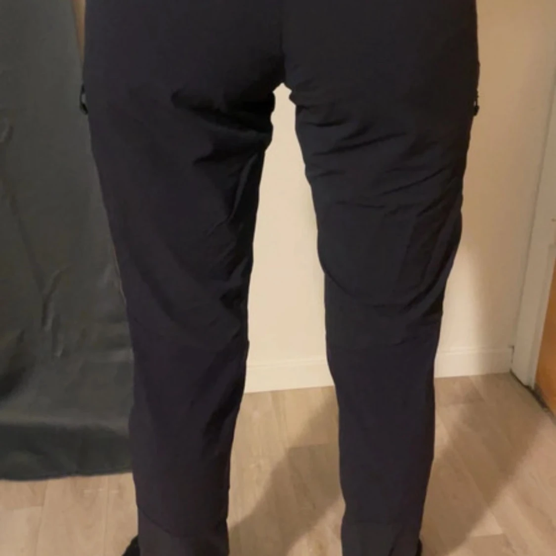 Svarta täckbyxor från Haglöfs - 1