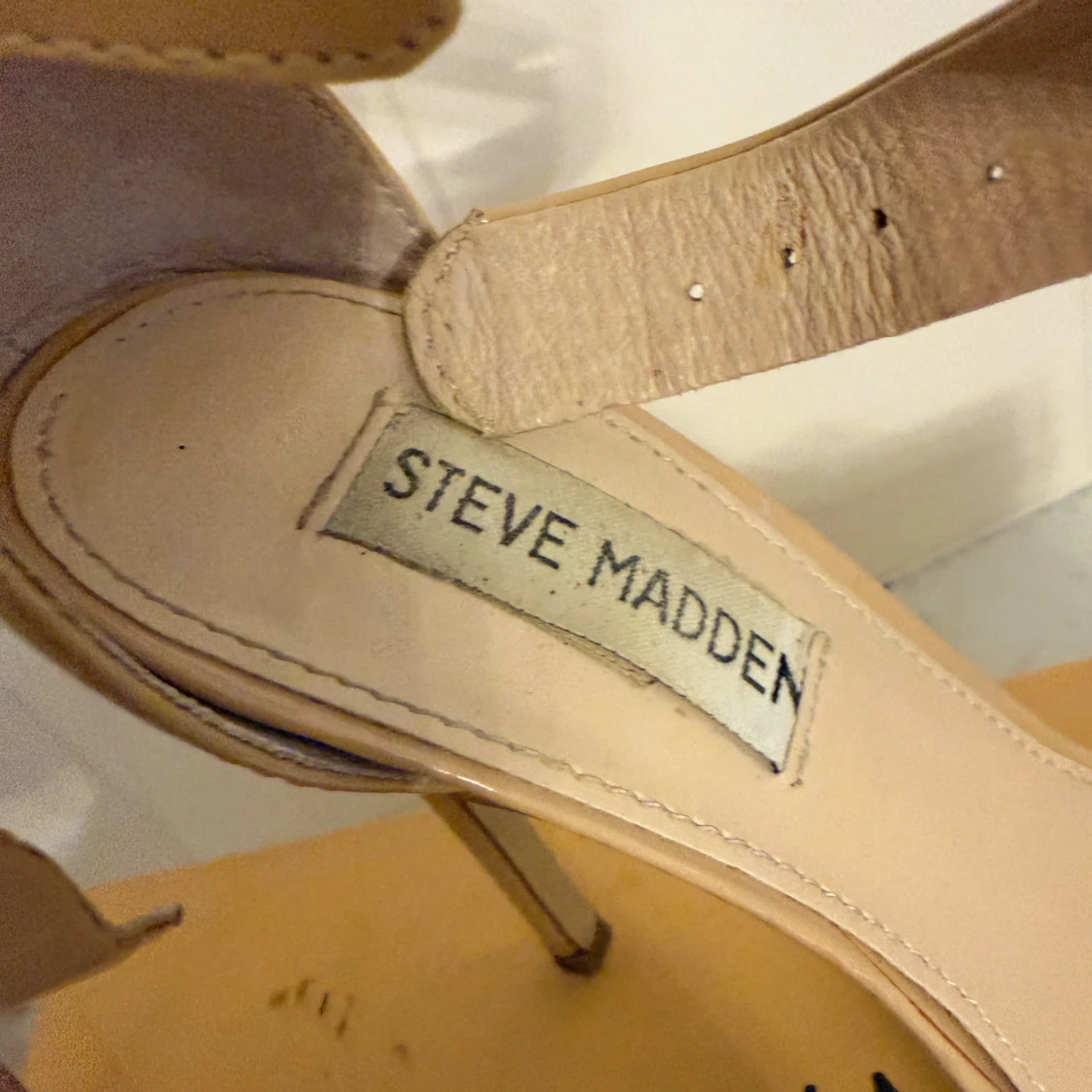 Beige Steve Madden klackskor - 1