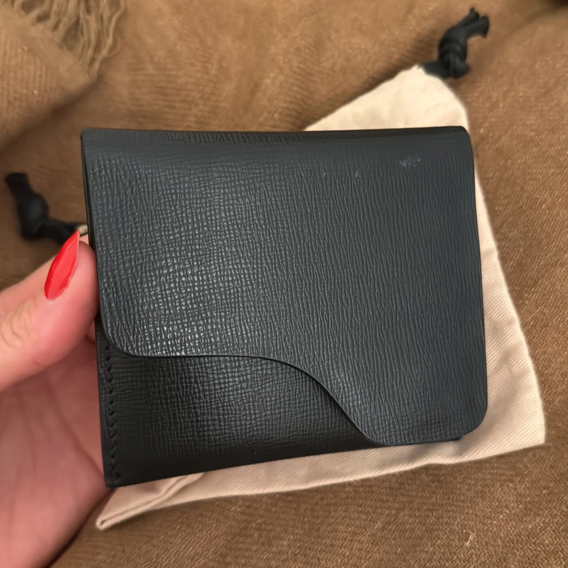 Svart plånbok i skinn från ATP Atelier - 3