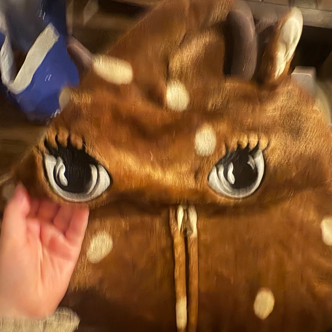 Brun prickig fleeceonepiece från Lindex - 1