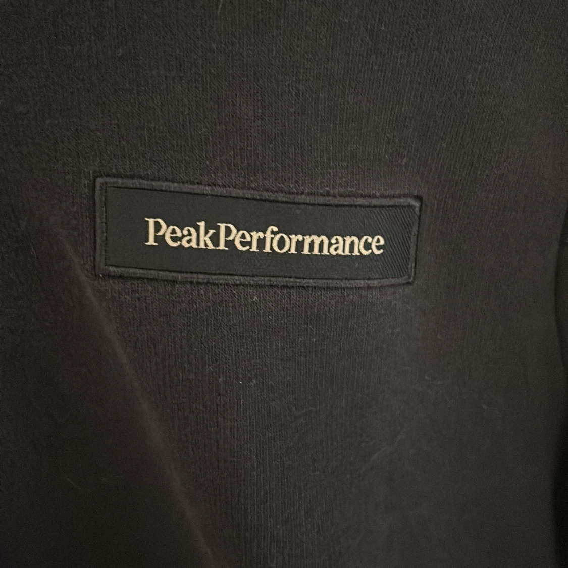 Mörkblå hoodie Peak Performance 160 - 2
