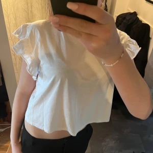 Volang t shirt  - Volang tröja