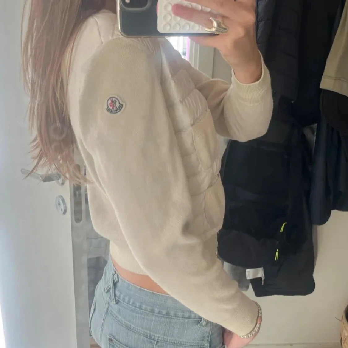 Beige quiltad Moncler pufferjacka