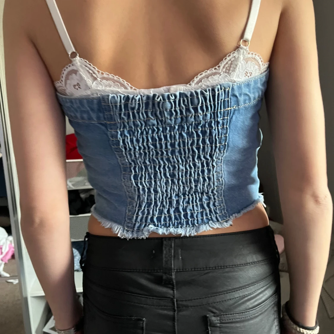 Blå denim tubtopp med knappar - 1