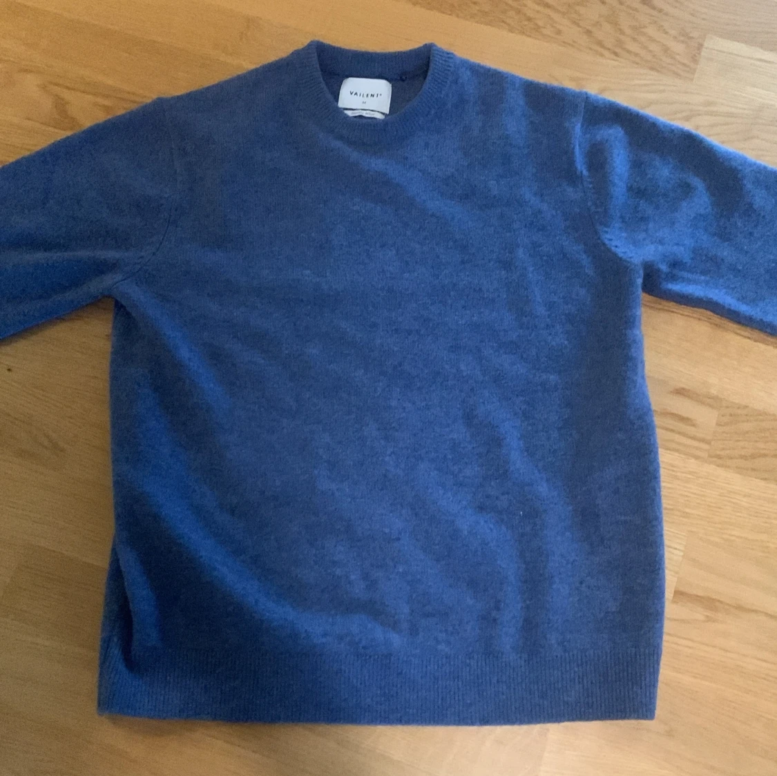 Blå merinoulltröja från Vailent - 2