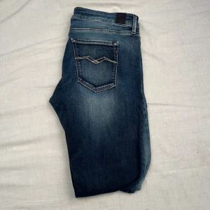 Replay Luz jeans blå - Snygga Replay Luz jeans, W31, inga skador
