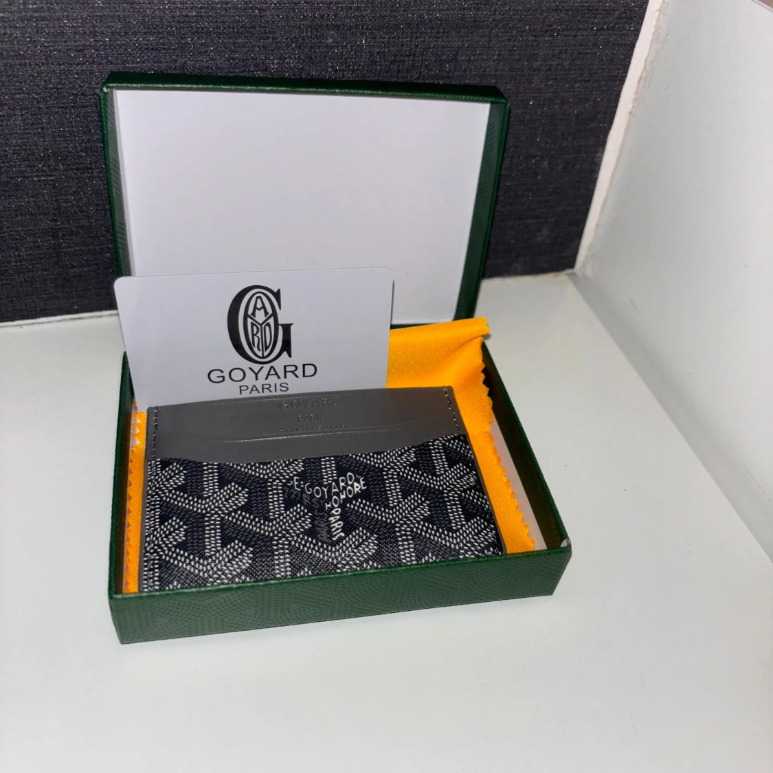 10 Svart Korthållare