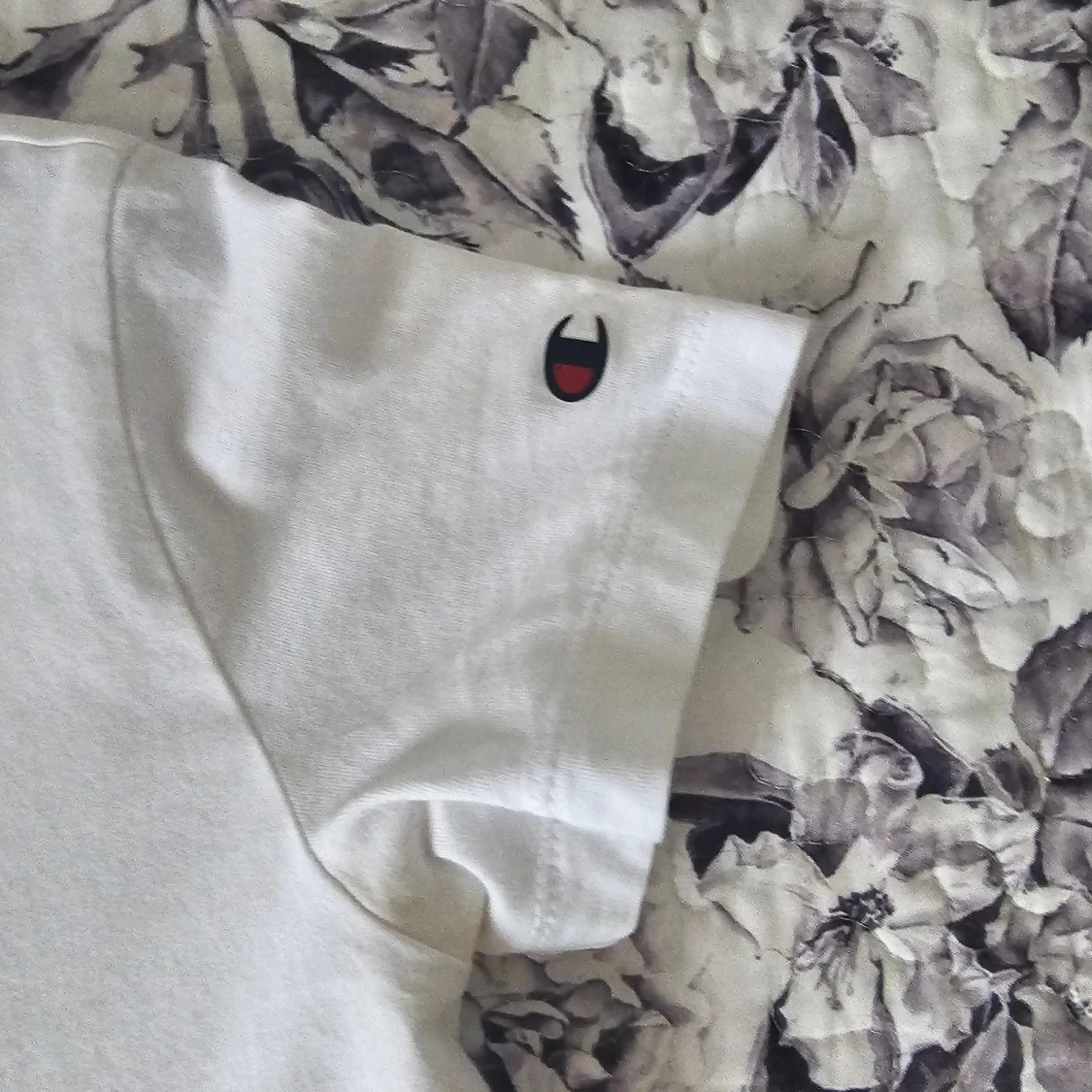 Vit Champion t-shirt med logga - 2