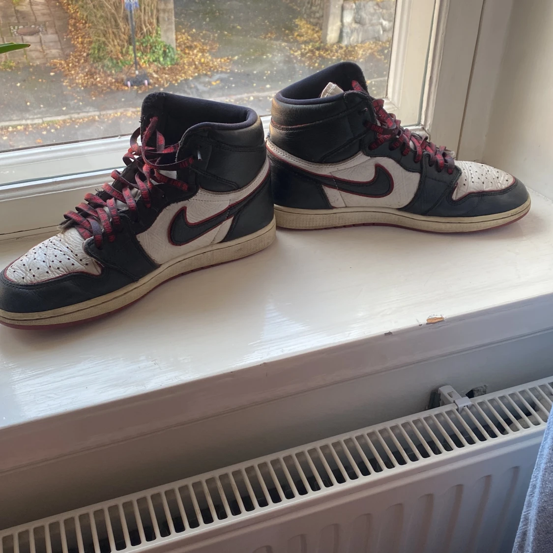 Nike Air Jordan 1 bloodline - 1