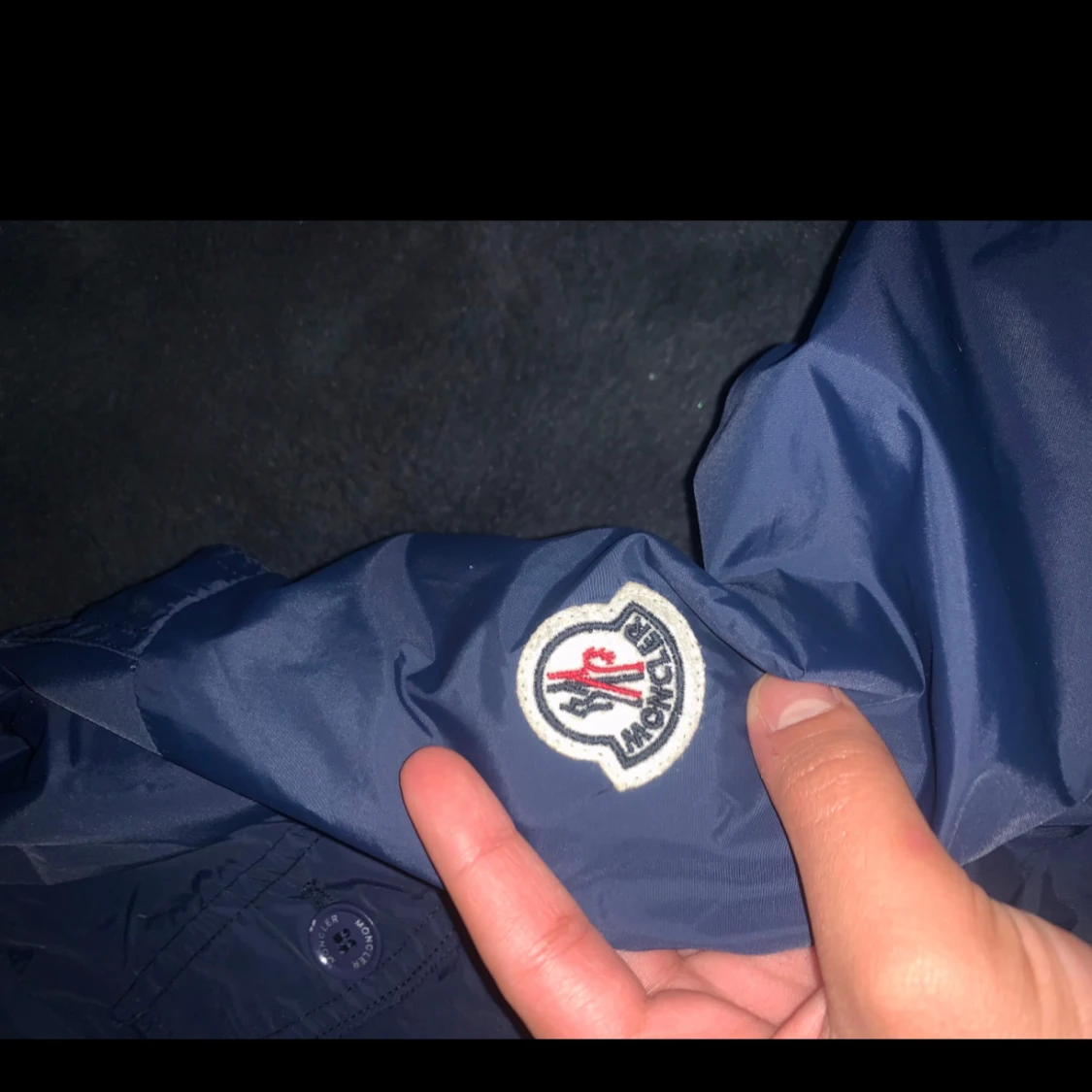 Mörkblå vindjacka från Moncler - 3