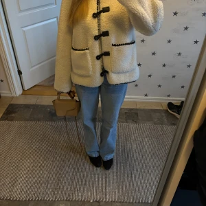 Pilejacka  - Säljer denna pilejacka från OBJECT💓💓