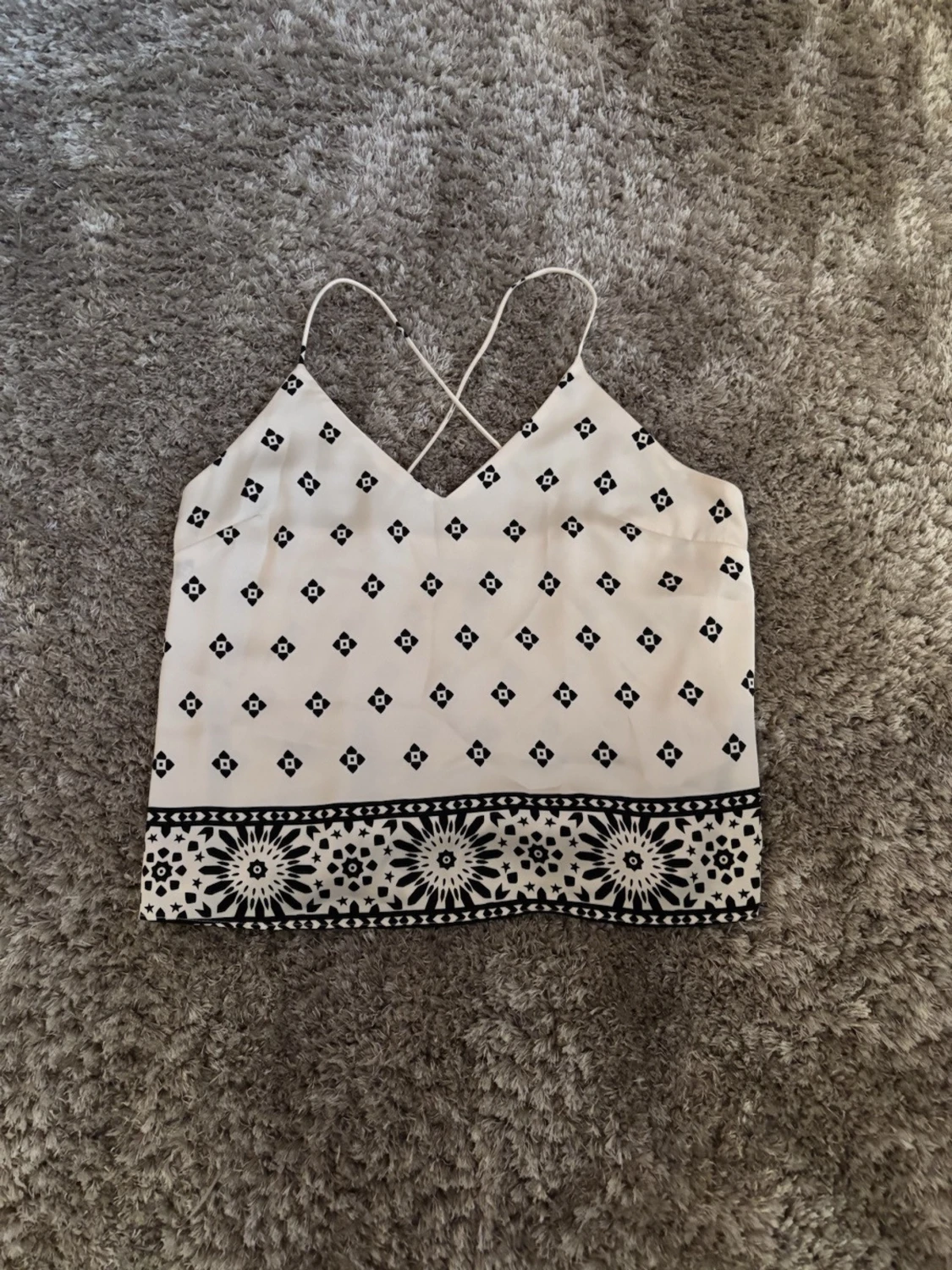 Vit och svart mönstrad linnetopp H&M