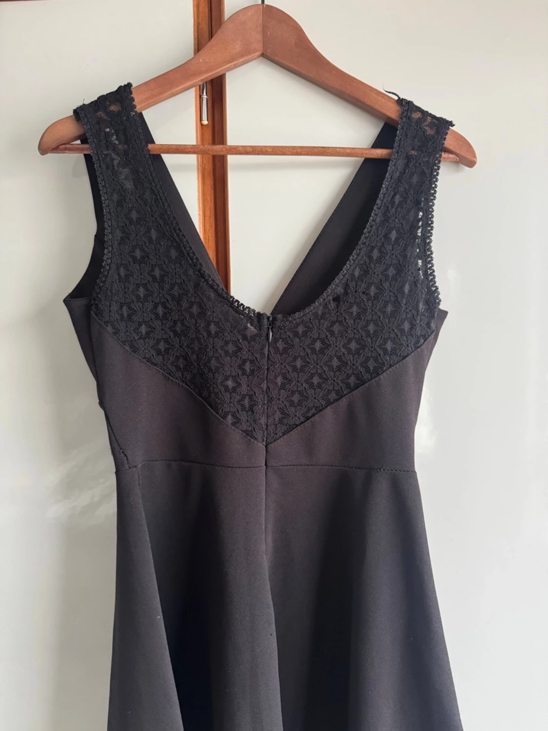 Fin svart klänning - 3