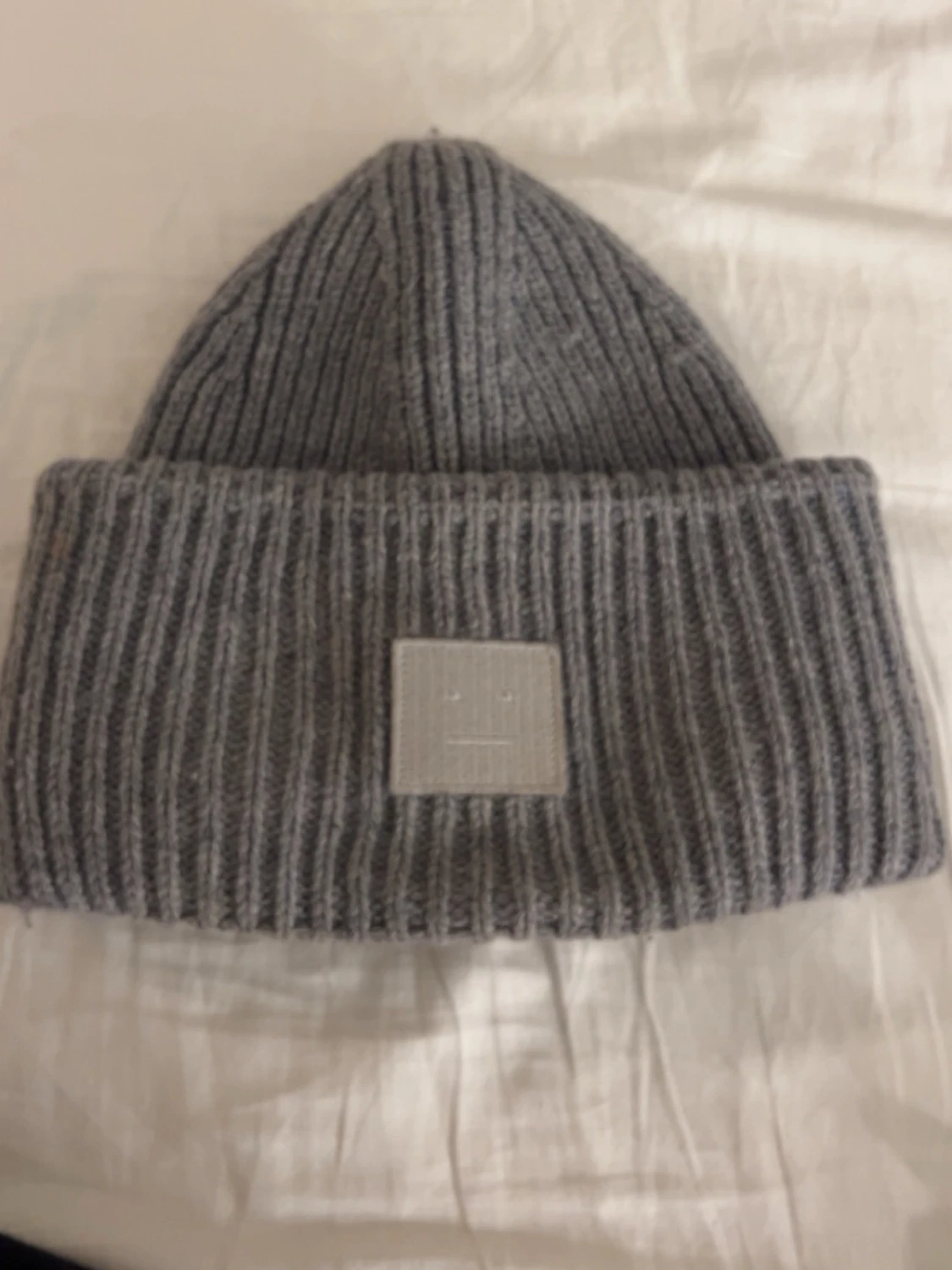 Acne studio mössa  - 1