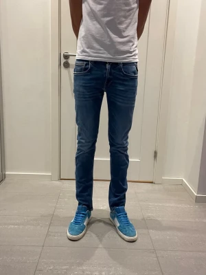 Replay Grover Hyperflex jeans  - Säljer nu dessa Replay Grover Hyperflex jeans, skriv för fler bilder/frågor🙌🏼