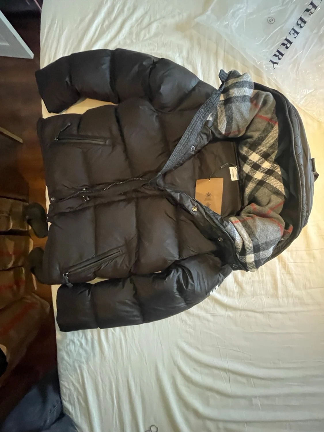 Svart pufferjacka från Bb