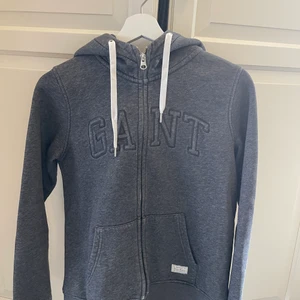 Gant munkjacka 🤎 - Knappt använd, som ny!! , köpt för runt 1000 kr säljer för 300 kr , hör av er kring frågor 😊