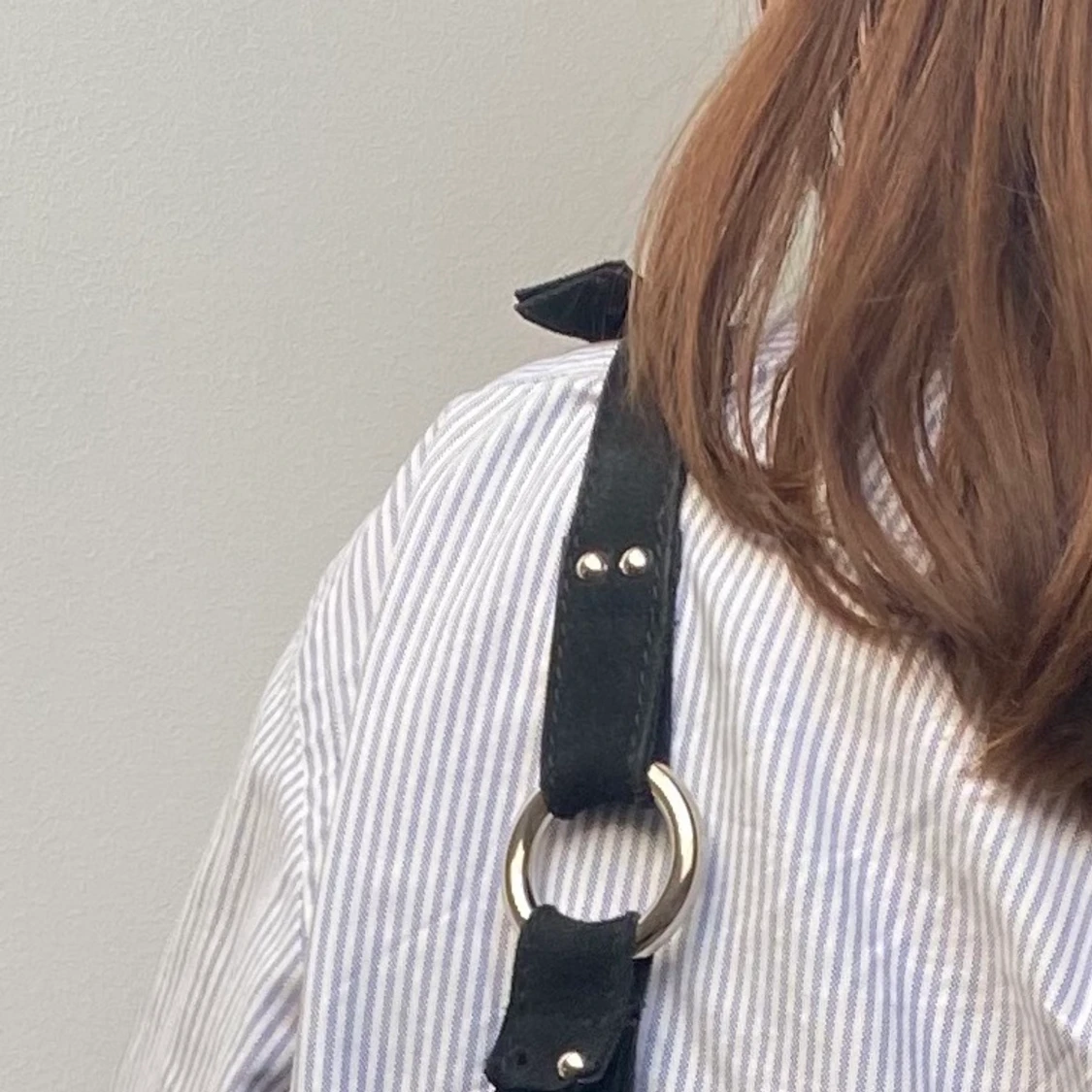 Svart väska i mocka  - 91