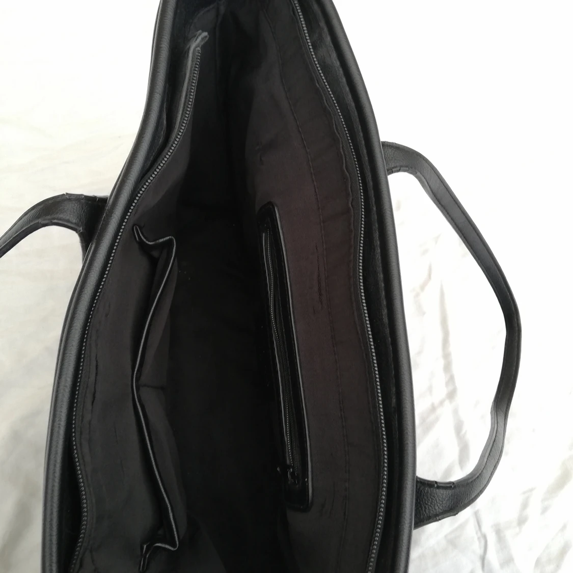 DONDONNA svart väska  - 90