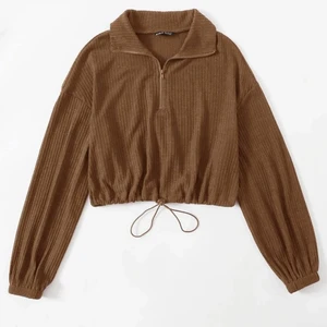 Brun enkel sweatshirt storlek M-L - Storlek L men funkar bra som M och kanske S om man vill ha en lösare fit 