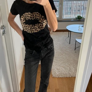 T-shirt  - Topp från tessie (tror jag) stl xs.