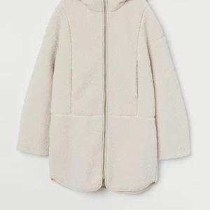 Söker denna jacka från H&M  - Söker denna i xs eller s. 