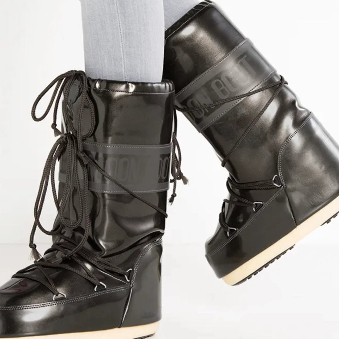 Moonboots