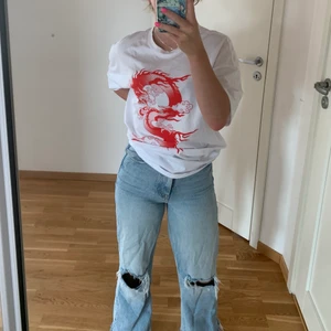 Zara jeans - Snygga byxor från zara 😇bra kvalite på dem, inte använda mycket