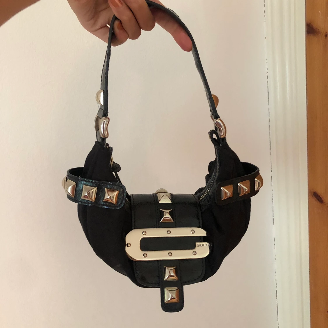 Guess handväska 