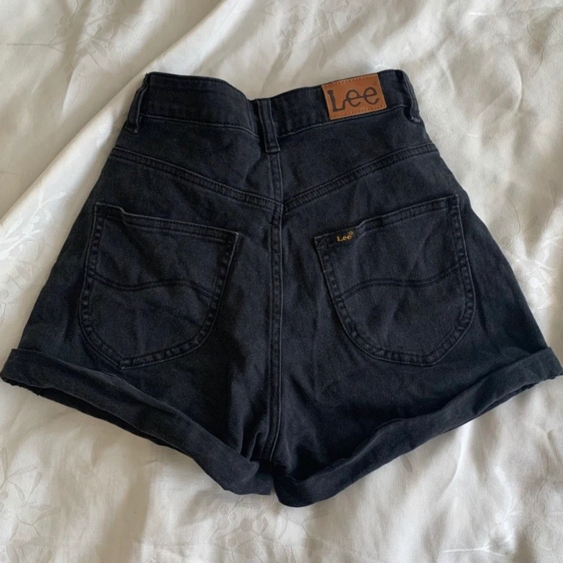 Lee Shorts  - 90