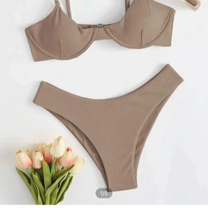 Bikini brun - Såå fin bikini som inte passar mig som är jätte bekväm. Köpte för 100kr säljer för 80kr + frakt💗💗
