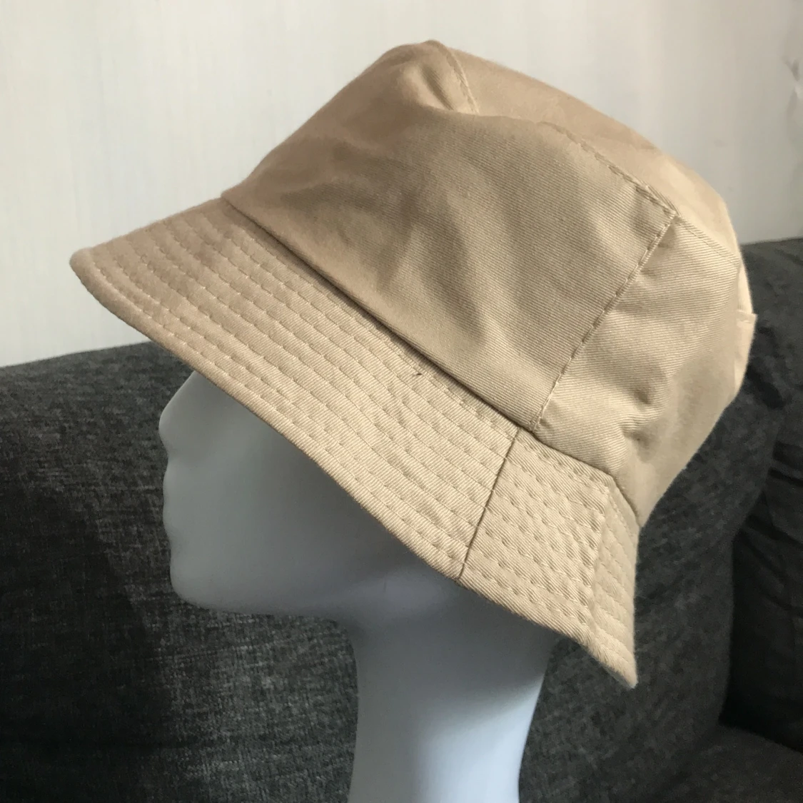 Beige bucket hat Shein, Onesize  - 90