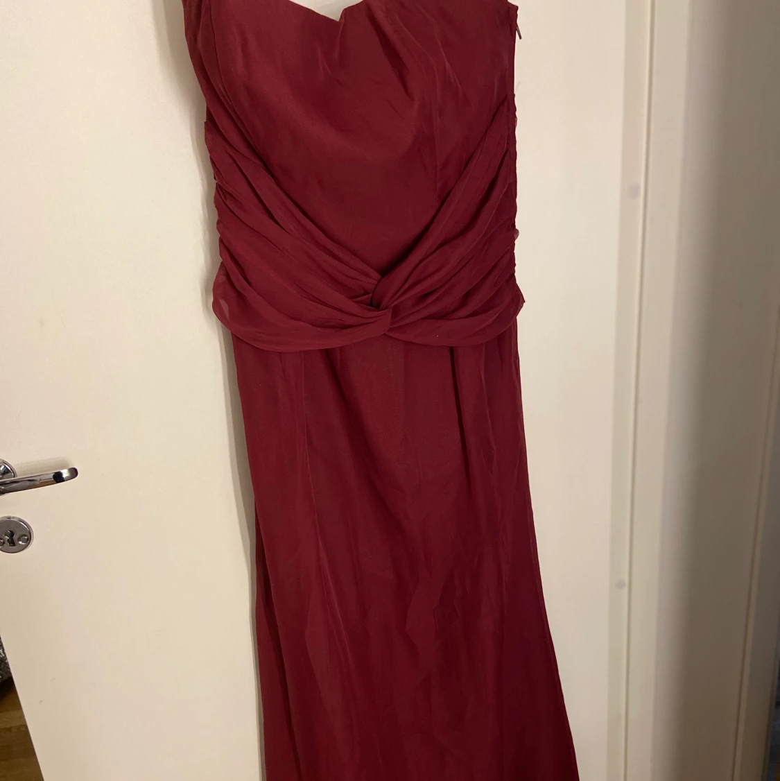 KLÄNNING PRIS KAN DISKUTERAS