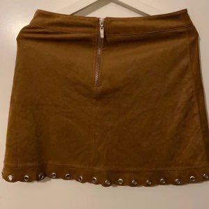 Mocha kjol  - Aldrig använt! 