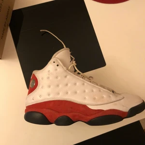 Air Jordan 13 Chicago 2017 - Used, no box, size 44. Send offers 