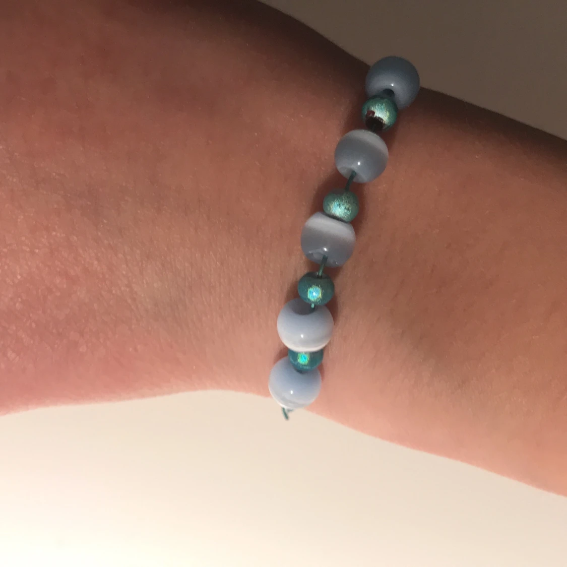 Blått hemgjort armband - 90